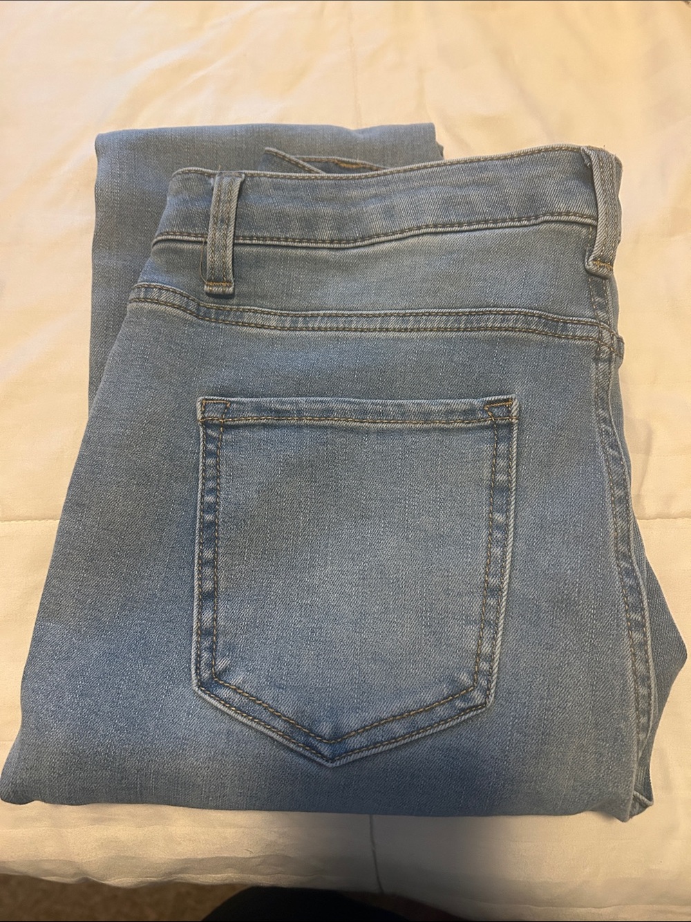 Time and Tru Light Wash Skinny Jeans
